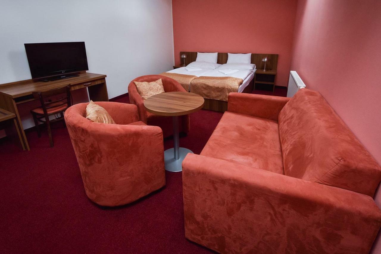 Hotel Rysavy Vémyslice Extérieur photo