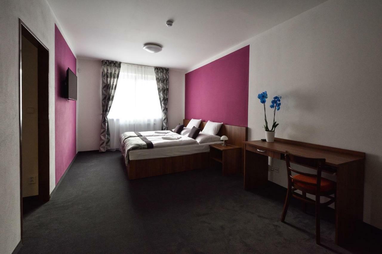 Hotel Rysavy Vémyslice Extérieur photo